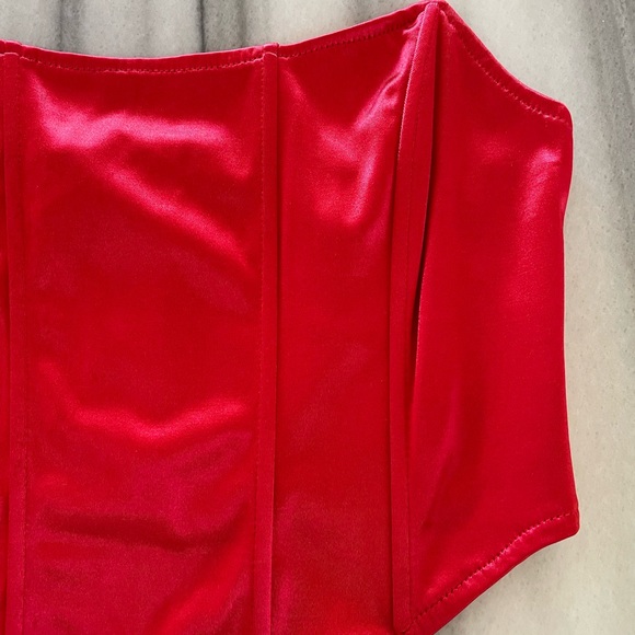 Satin Red Corset Crop Top M - Picture 2 of 3